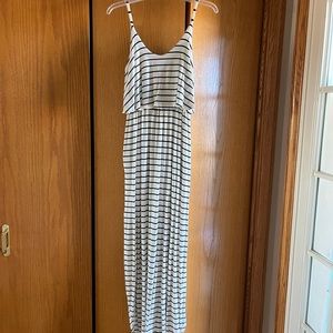 NWT Size small maxi dress